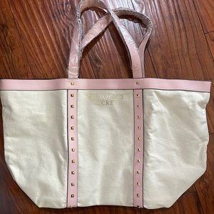 Victoria’s Secret tote bag